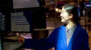 盘前：道指期货跌0.75% 美元现历史性看空信号