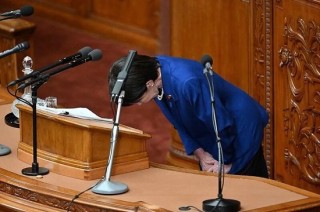 高市早苗，你们日本人都没米下锅了