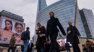 英国养老基金因担忧人工智能泡沫抛售美股