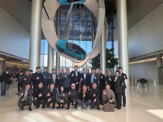 投资促进局组织韩国贸易协会企业家代表团一行考察小米集团