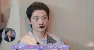 留长发、穿女装、化浓妆……好利来执行总裁罗昊突然转型“美女”，他怎么了？