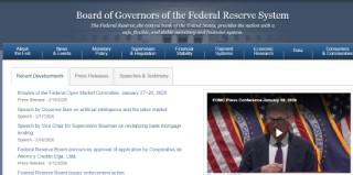 美联储会议纪要显示：联储官员对利率走向存在分歧