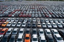 鸿蒙智行、小米登顶，零跑失榜一，2026新能源开局“冷热交织”