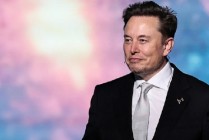 特斯拉股价创历史新高 自动驾驶乐观情绪升温