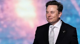 特斯拉股价创历史新高 自动驾驶乐观情绪升温