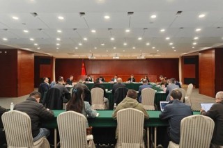 上海市国资委召开市属金融机构AI大模型应用研讨会
