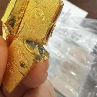 有人在工行买到“掺假金条”？工作人员：仍在调查，不方便透露