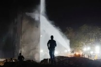 印度空难调查聚焦发动机与襟翼问题 印方下令对787机队全面安检