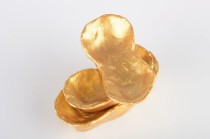 黄金期货和金条投资哪个收益更高？