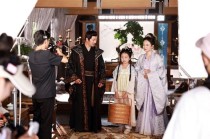 手握千亿资产，富豪榜上“查无此人”