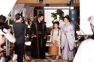 手握千亿资产，富豪榜上“查无此人”