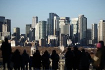 伊朗战争引发能源价格冲击前夕，英国1月经济零增长