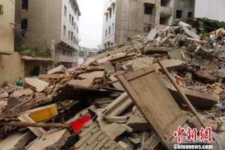 如何处理房屋拆迁补偿相关问题？补偿标准和流程是什么？