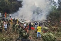 已致66人遇难！哥伦比亚一军机突然坠毁！最后画面曝光