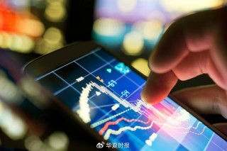 A股午后狂飙！创业板指大涨逾3％，多只宽基ETF突然放量