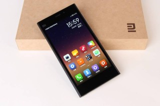 小米生态链的金融模式是什么？这种模式如何推动产业发展？