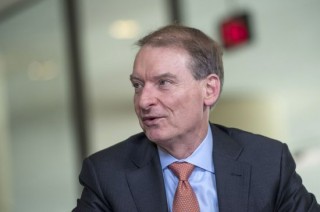 Atkins面临政治考验 一旦提名获确认将成为近几十年来最富有的SEC主席