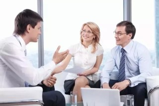 如何计算办期权卖方收益并掌握公式？卖方收益计算对交易有何影响？