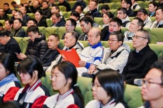 盛帆史上最大捐赠2018万！反哺母校发展