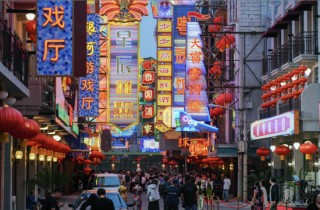 春节档，已破十亿！