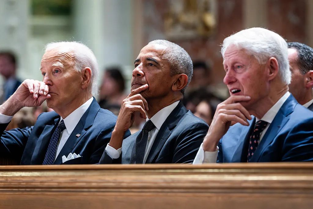 “前所未有”!拜登、奥巴马、克林顿接连谴责特朗普政府 第1张 “前所未有”!拜登、奥巴马、克林顿接连谴责特朗普政府 第1张