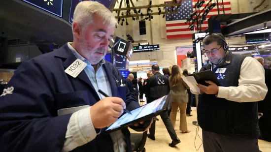 早盘:美股涨跌不一 道指下跌160点 第1张 早盘:美股涨跌不一 道指下跌160点 第1张