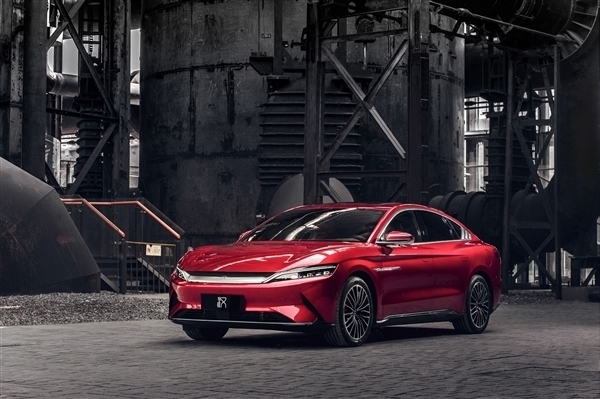 如何正确更换比亚迪空调滤芯?更换滤芯后对车内空气质量有何影响? 第1张 如何正确更换比亚迪空调滤芯?更换滤芯后对车内空气质量有何影响? 第1张