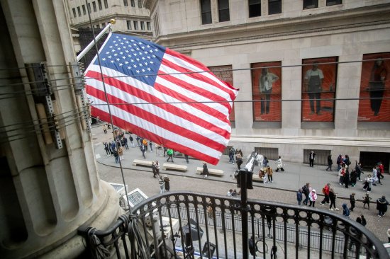 美国股市:标普500指数尾盘反攻收复盘中2%的跌幅 为2022年以来首次 第1张 美国股市:标普500指数尾盘反攻收复盘中2%的跌幅 为2022年以来首次 第1张