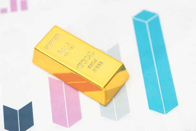 如何洞察黄金价格的波动模式?这些波动模式如何影响投资者的投资策略实施? 第1张 如何洞察黄金价格的波动模式?这些波动模式如何影响投资者的投资策略实施? 第1张