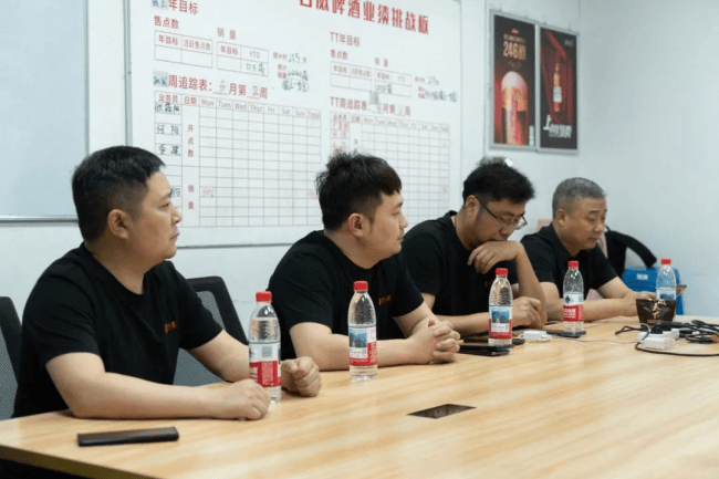 谷小酒×众合世泰进军光瓶酒市场:5年冲刺成都区域年销100万箱 第3张 谷小酒×众合世泰进军光瓶酒市场:5年冲刺成都区域年销100万箱 第3张