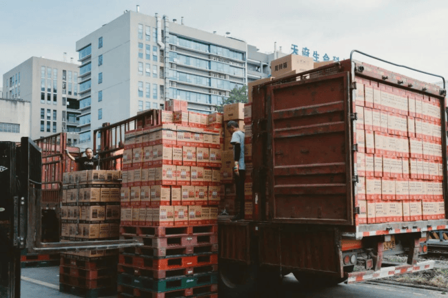 谷小酒×众合世泰进军光瓶酒市场:5年冲刺成都区域年销100万箱 第4张 谷小酒×众合世泰进军光瓶酒市场:5年冲刺成都区域年销100万箱 第4张