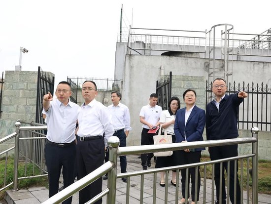 茅台集团领导到循环产投公司宣讲并调研 第1张 茅台集团领导到循环产投公司宣讲并调研 第1张