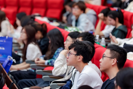 515投资者保护日 | 校园深耕、文化创新!南方基金荣获2025年度最具影响力投教项目奖与最佳投资者教育创新奖 第8张 515投资者保护日 | 校园深耕、文化创新!南方基金荣获2025年度最具影响力投教项目奖与最佳投资者教育创新奖 第8张