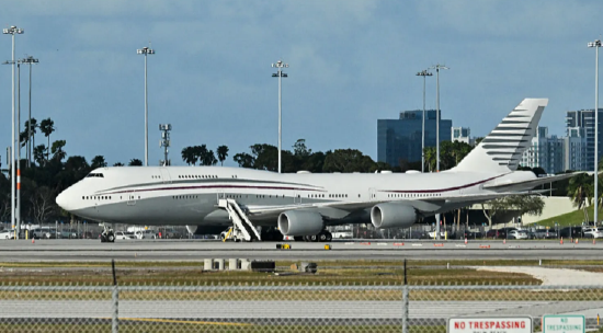 特朗普政府正式接收卡塔尔赠送的飞机 第1张 特朗普政府正式接收卡塔尔赠送的飞机 第1张