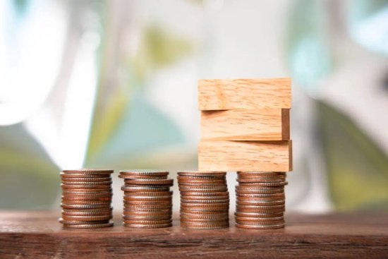 终身禁业!今年保险业已有17人被亮“红牌” 第3张 终身禁业!今年保险业已有17人被亮“红牌” 第3张