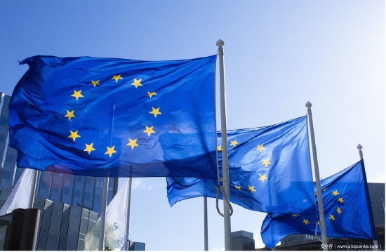 外盘头条：特朗普威胁对日征收新关税 苹果考虑用外部AI模型支持新Siri 美联储官员预计今年仅降息一次  第3张