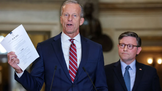 参议院最新投票未通过,美国政府停摆或将创下最长纪录 第1张 参议院最新投票未通过,美国政府停摆或将创下最长纪录 第1张