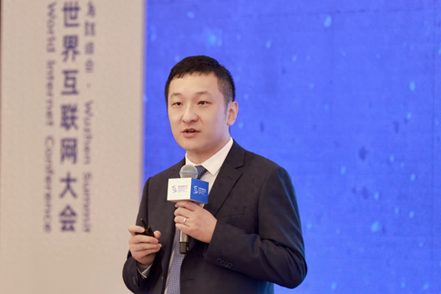 2025乌镇互联网峰会:蚂蚁集团已部署万卡规模国产算力群 第1张 2025乌镇互联网峰会:蚂蚁集团已部署万卡规模国产算力群 第1张