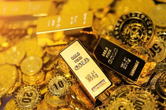 水贝市场暂时处于“半停滞状态” 黄金新政背后的产业链变局 第1张 水贝市场暂时处于“半停滞状态” 黄金新政背后的产业链变局 第1张