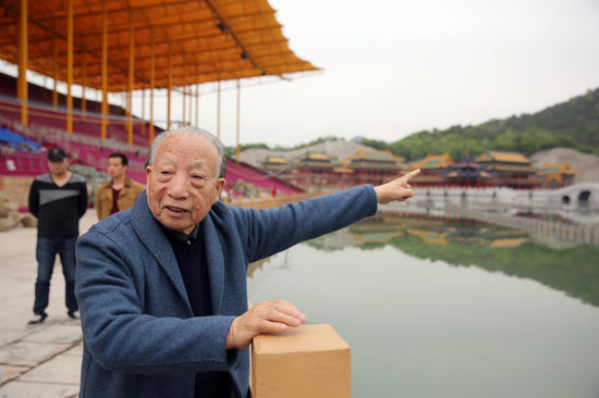 手握千亿资产，富豪榜上“查无此人”  第3张