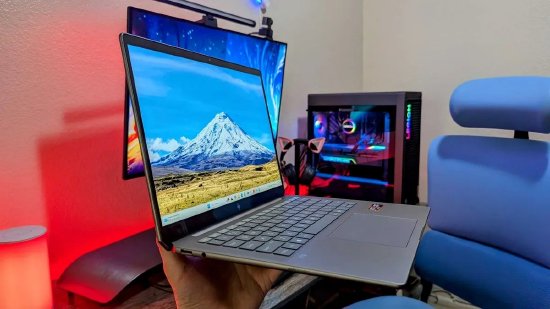 惠普新3K笔记本比Macbook Air更薄｜直击CES  第2张