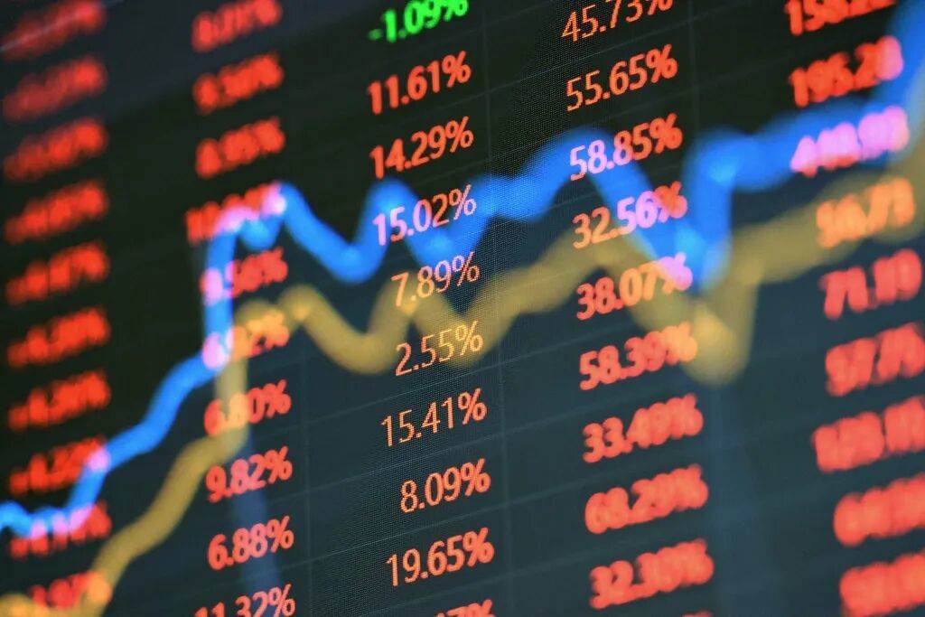 投资前瞻(2.2-2.6)| A股“绩差生”扎堆交卷;沃什提名联储主席候任人引巨震,机构:资产配置仍应以长期逻辑为锚 第1张 投资前瞻(2.2-2.6)| A股“绩差生”扎堆交卷;沃什提名联储主席候任人引巨震,机构:资产配置仍应以长期逻辑为锚 第1张