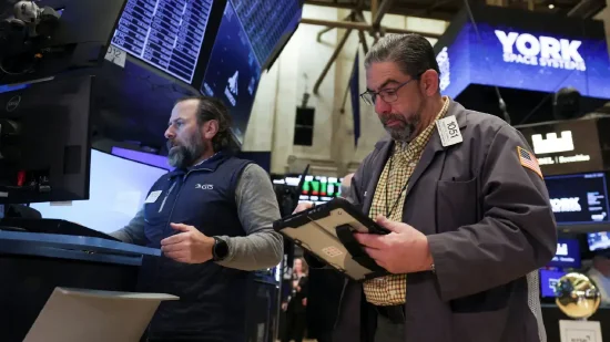 尾盘：道指上涨100点 标普指数与纳指小幅下滑  第1张