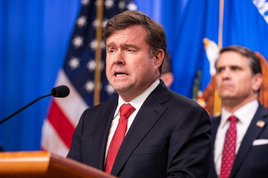 特朗普政府制裁负责人因与贝森特关系紧张即将离职 第1张 特朗普政府制裁负责人因与贝森特关系紧张即将离职 第1张