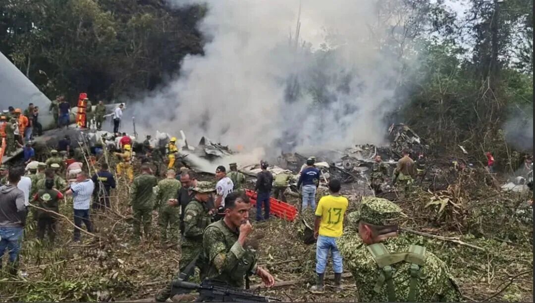 已致66人遇难！哥伦比亚一军机突然坠毁！最后画面曝光  第1张