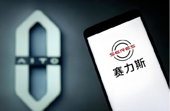 “车还在厂里,配置已过时” 问界M7激光雷达换代,新车主都成了“大冤种”? 第1张 “车还在厂里,配置已过时” 问界M7激光雷达换代,新车主都成了“大冤种”? 第1张