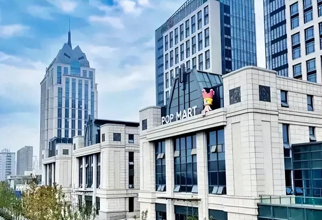 潮玩富豪一踩刹车,两天闪跌890亿 第1张 潮玩富豪一踩刹车,两天闪跌890亿 第1张