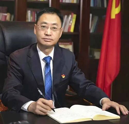 华夏银行中层人事调整 2025年减员增效涨薪 第3张 华夏银行中层人事调整 2025年减员增效涨薪 第3张