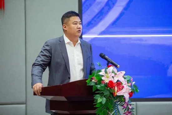 华夏银行中层人事调整 2025年减员增效涨薪 第4张 华夏银行中层人事调整 2025年减员增效涨薪 第4张